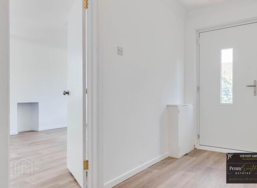 6 Hillside Park, Bangor, BT19 6TU