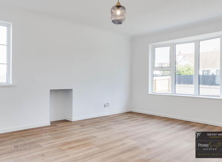 6 Hillside Park, Bangor, BT19 6TU