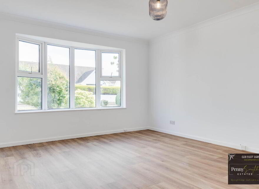 6 Hillside Park, Bangor, BT19 6TU