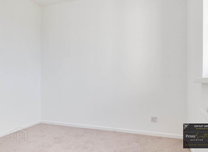 6 Hillside Park, Bangor, BT19 6TU