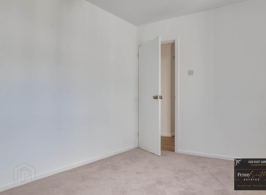 6 Hillside Park, Bangor, BT19 6TU