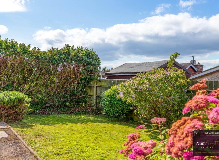6 Hillside Park, Bangor, BT19 6TU