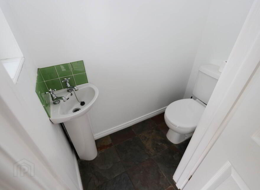 18 Edfield Park, Fivemiletown, BT75 0QN