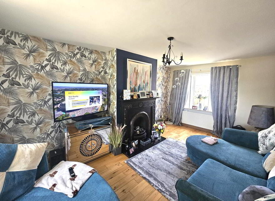 77 Sperrin Park, Nelson Drive, Waterside, L'Derry, BT47 6NG