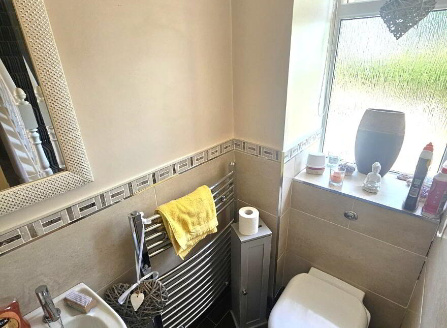77 Sperrin Park, Nelson Drive, Waterside, L'Derry, BT47 6NG