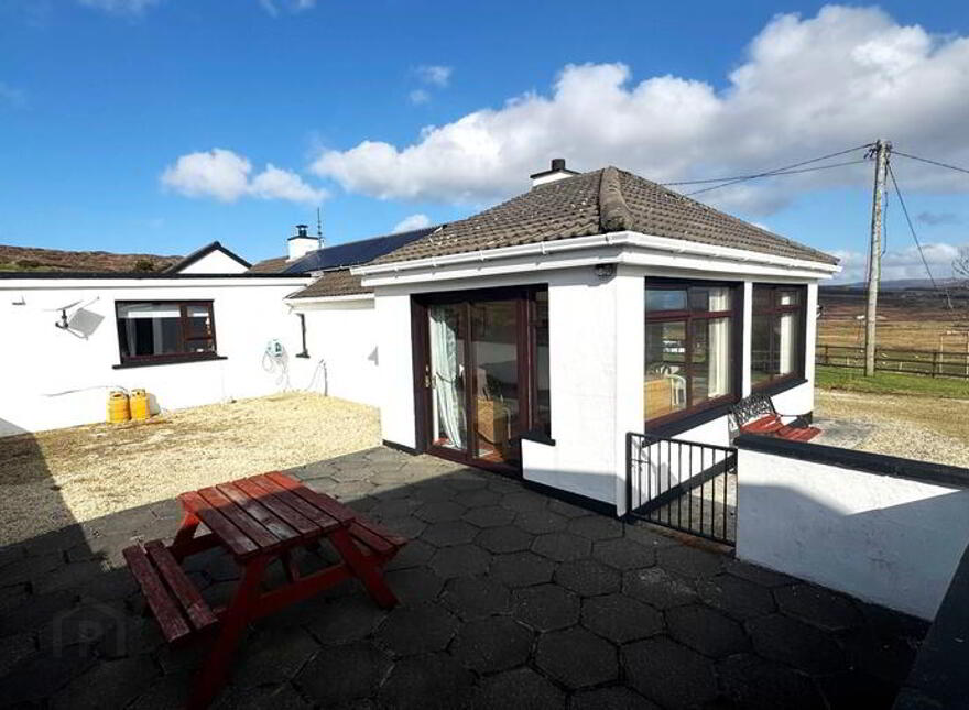 Garrydene Cottage, Meencharvy, Carrick, F94N2P8