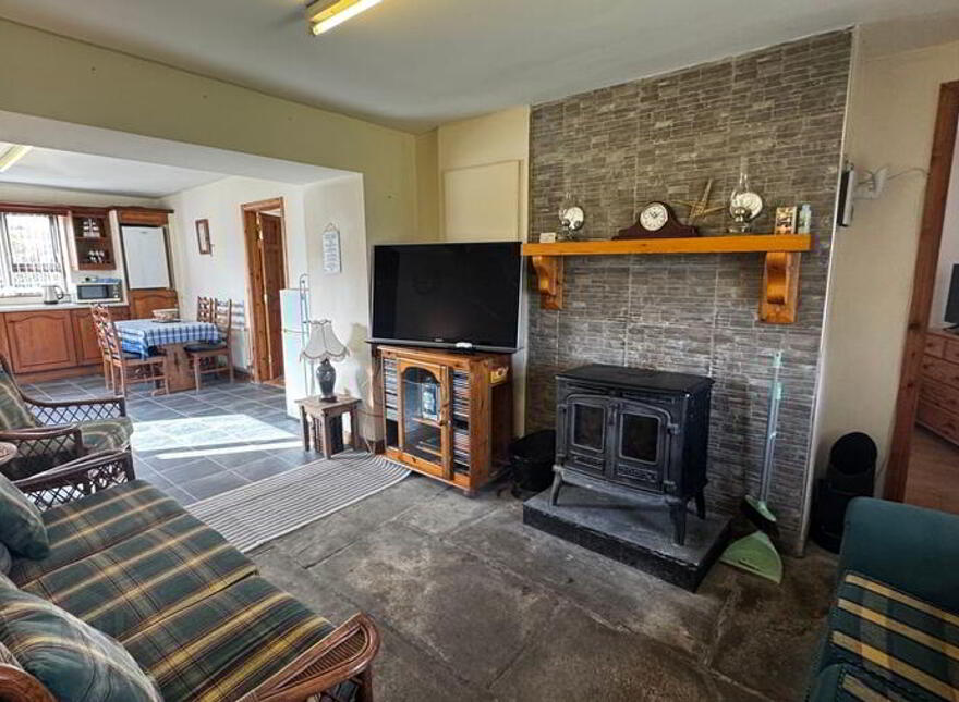 Garrydene Cottage, Meencharvy, Carrick, F94N2P8