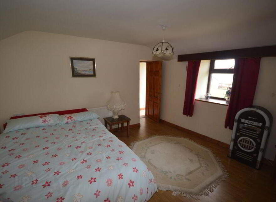 Garrydene Cottage, Meencharvy, Carrick, F94N2P8