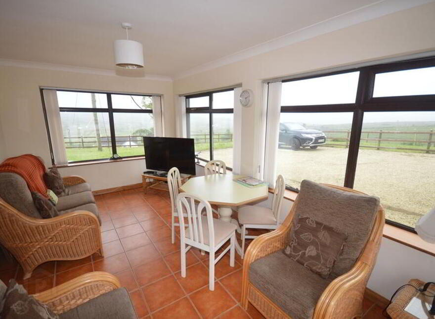 Garrydene Cottage, Meencharvy, Carrick, F94N2P8