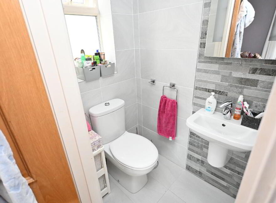 15 Rosebay Drive, Forest Hill, Carrigaline
