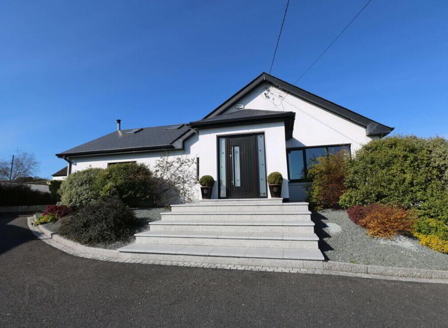 Mountain View, McCooey Terrace, Clogherhead, A92RW96 photo