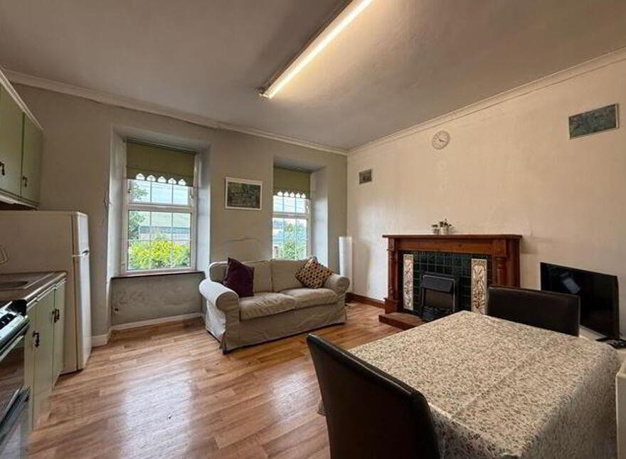 Barrack Street, Ballaghaderreen, F45R838