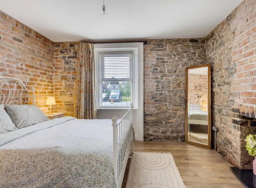 The 1881, Main Street, Smithborough, H18E897