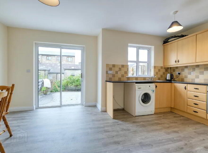 2 Camlin Mews, Longford Town, N39F5K3