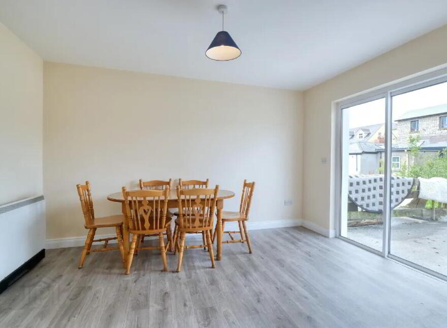 2 Camlin Mews, Longford Town, N39F5K3