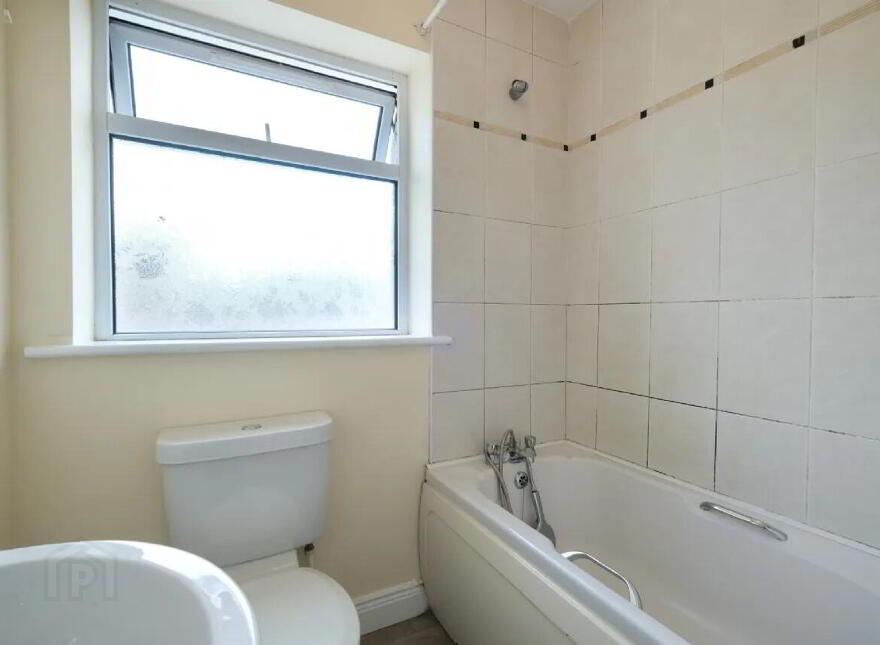 2 Camlin Mews, Longford Town, N39F5K3