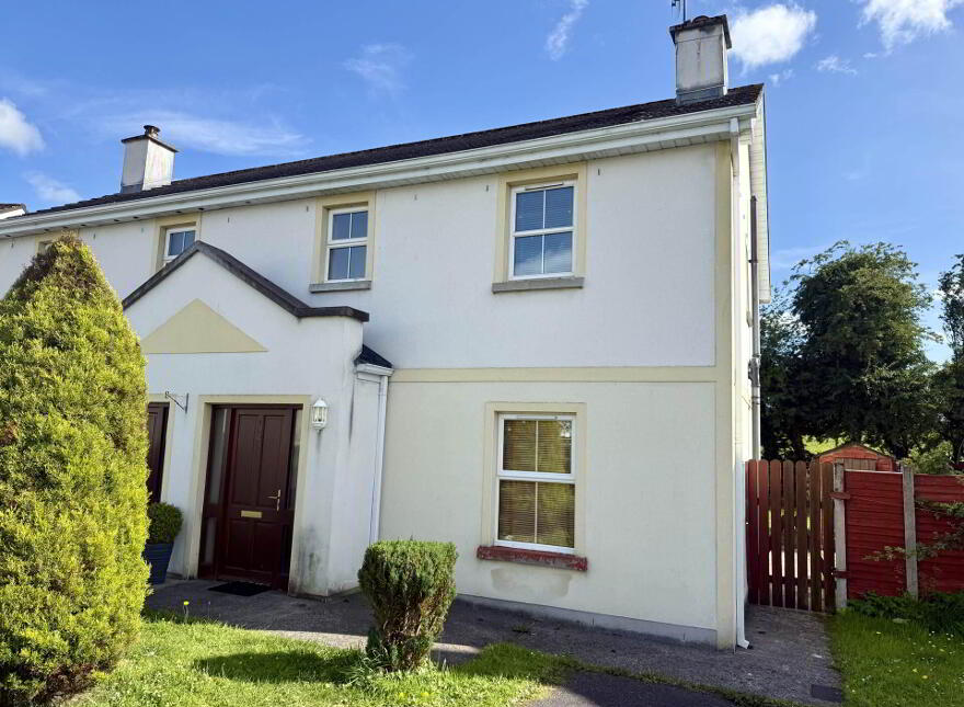 22 Hazel Hill Downs, Ballyhaunis, F35YP71 photo