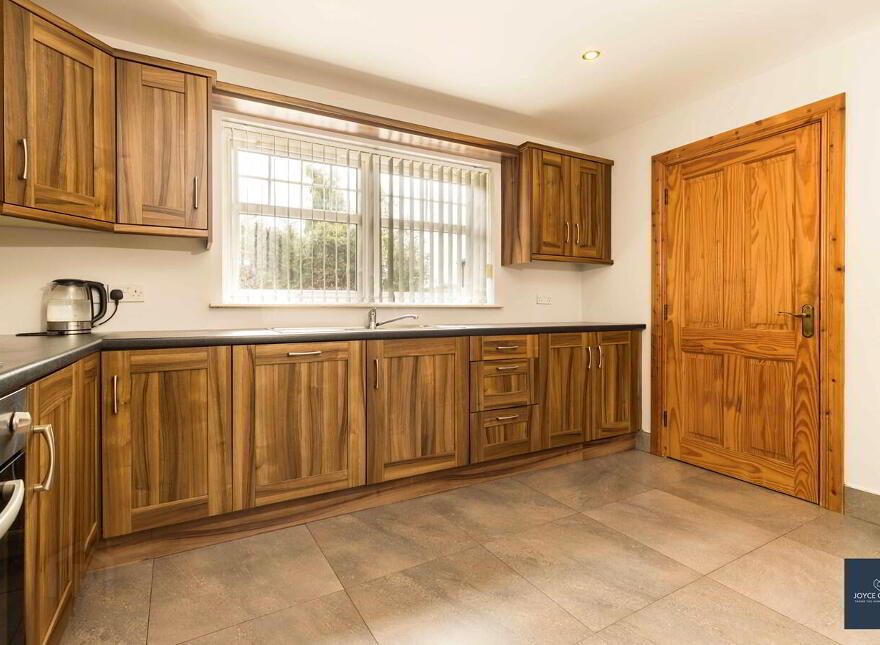 7 Beechfield Hall, Dollingstown, BT66 7UR