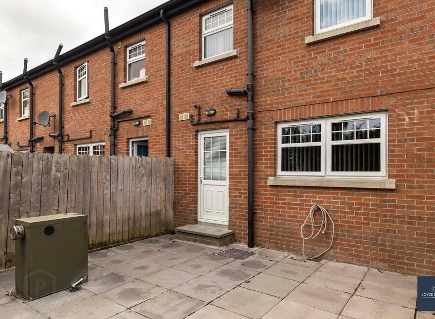 7 Beechfield Hall, Dollingstown, BT66 7UR