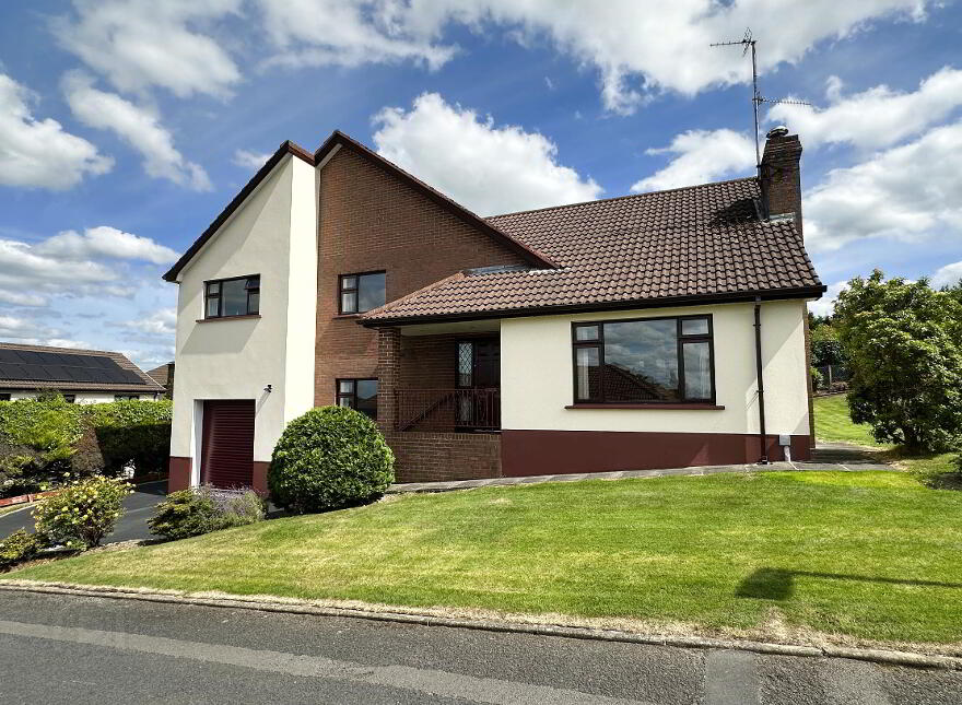 30 Kiloanin Crescent, Banbridge, BT32 4NU photo