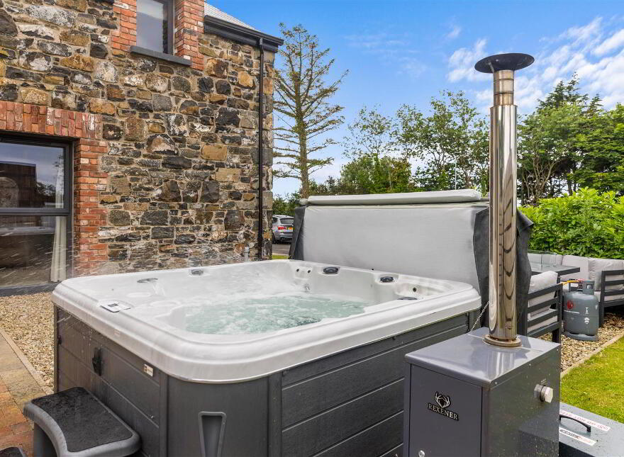 2 Corrstown Lane, Portrush, BT56 8FX