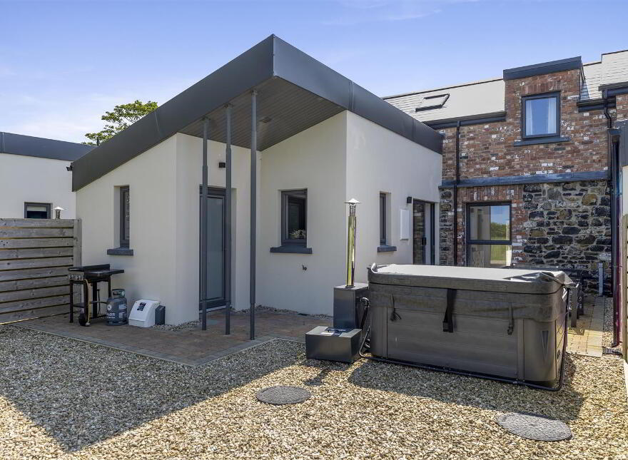 2 Corrstown Lane, Portrush, BT56 8FX