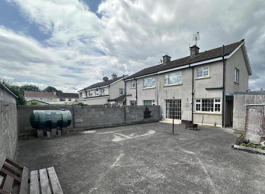 8 Strylea, Fethard, E91WE09
