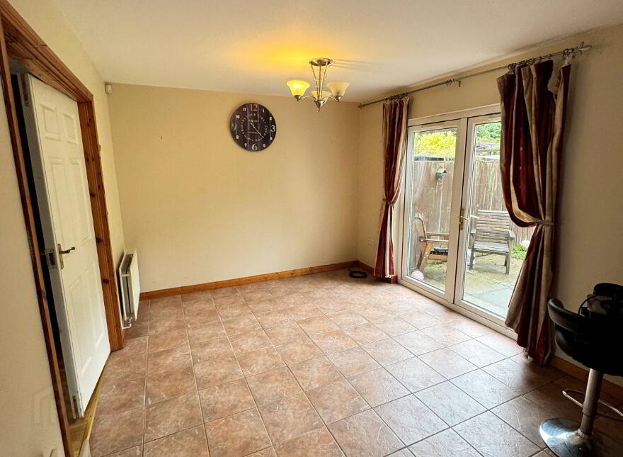 4 Woodvale, Kingscourt Road, Carrickmacross, A81WE06