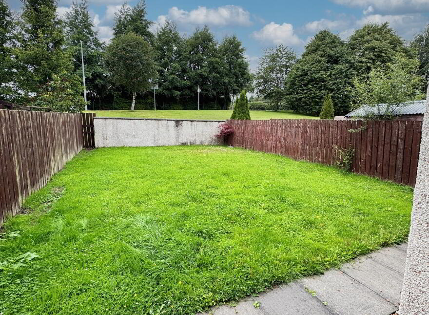 4 Woodvale, Kingscourt Road, Carrickmacross, A81WE06
