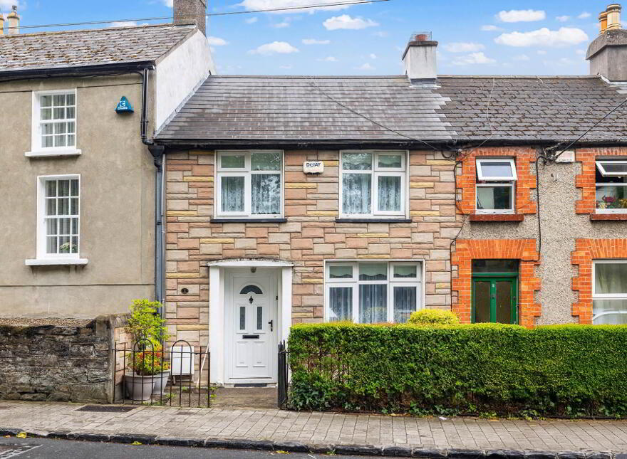 1 Sarsfield Terrace, Lower Main Street, Lucan, K78W9P2 photo