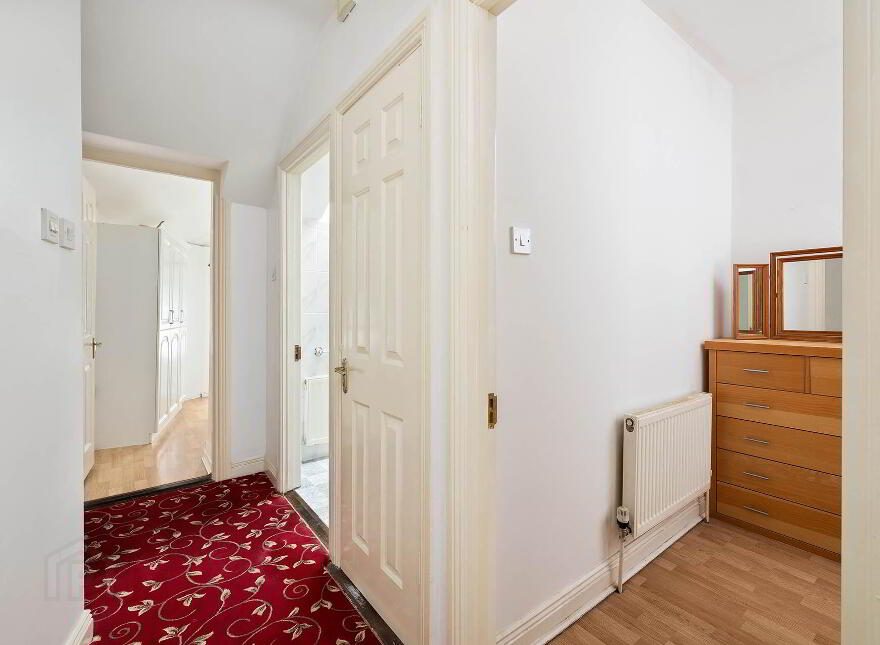 1 Sarsfield Terrace, Lower Main Street, Lucan, K78W9P2