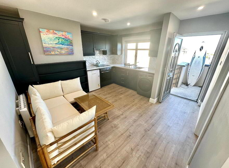 Apartment 3 Beach Apartments, Shore Road, Strandhill, F91PD68