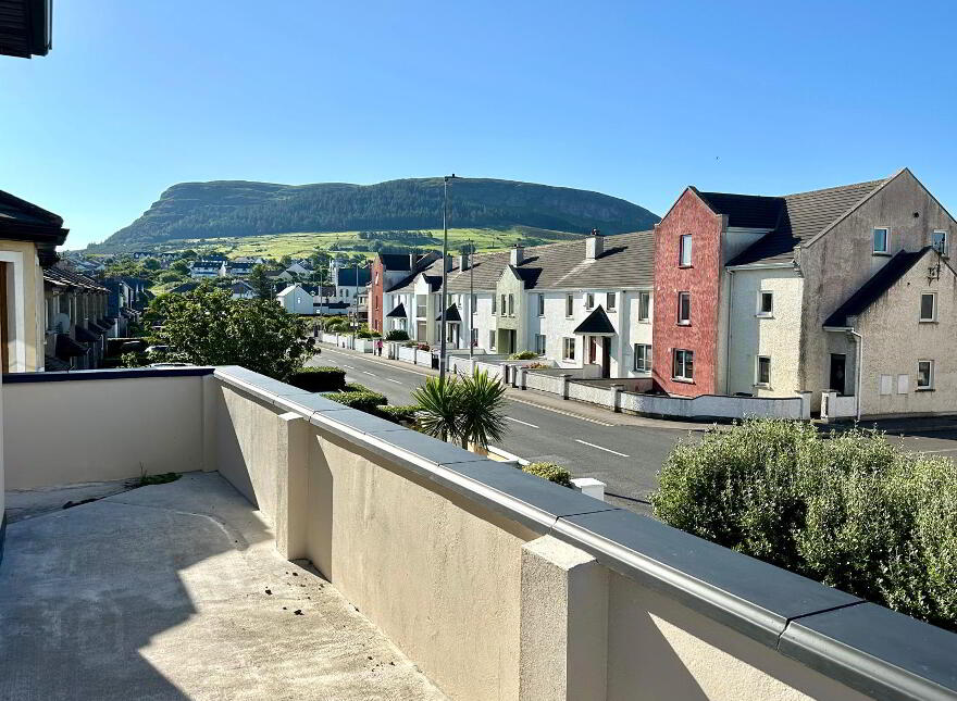 Apartment 3 Beach Apartments, Shore Road, Strandhill, F91PD68