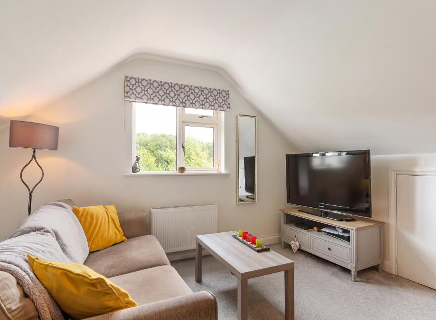 6 Enniskerry Road, Jamestown Cottages, Stepaside, Dublin, D18