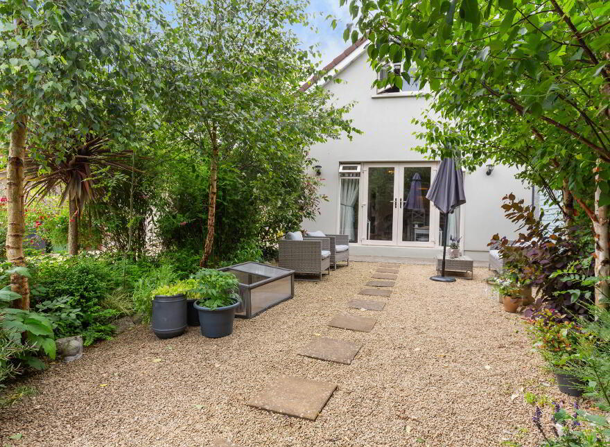 6 Enniskerry Road, Jamestown Cottages, Stepaside, Dublin, D18