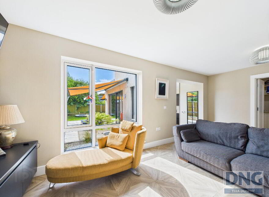 6 Meadow Hill, R95