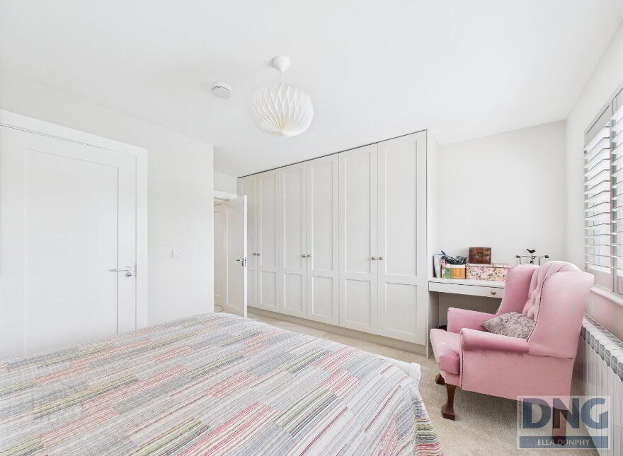 6 Meadow Hill, R95