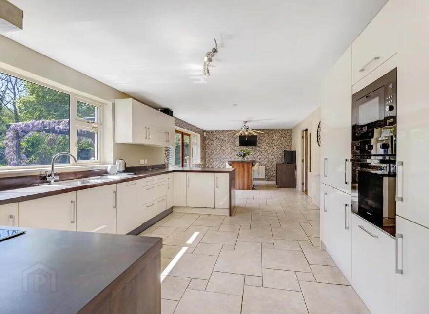 26 Moyview, Kildalkey, C15D3H7