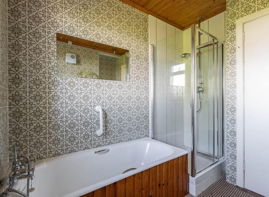 25 Hillhead Road, Ballyrussell, Dundonald, Belfast, BT16 1XD