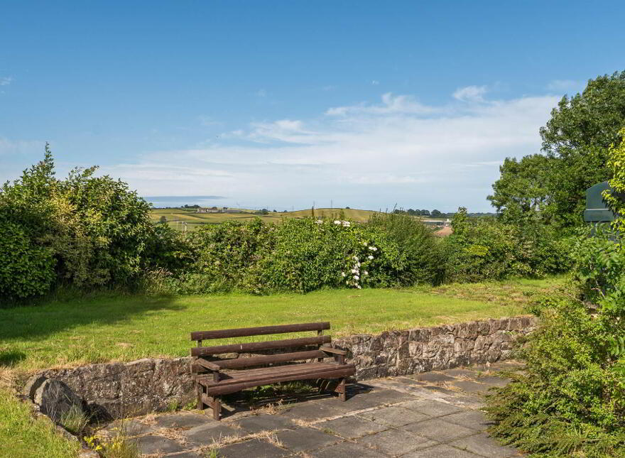 25 Hillhead Road, Ballyrussell, Dundonald, Belfast, BT16 1XD