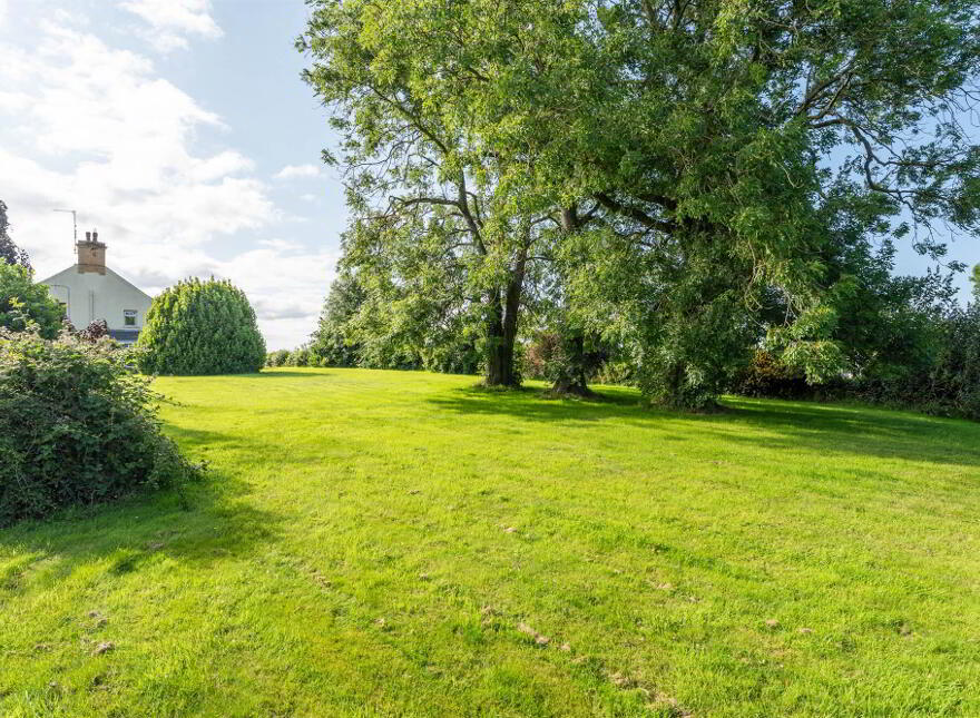 25 Hillhead Road, Ballyrussell, Dundonald, Belfast, BT16 1XD