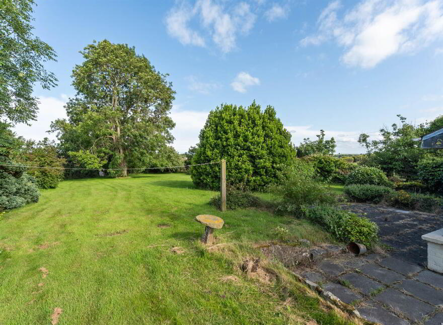 25 Hillhead Road, Ballyrussell, Dundonald, Belfast, BT16 1XD