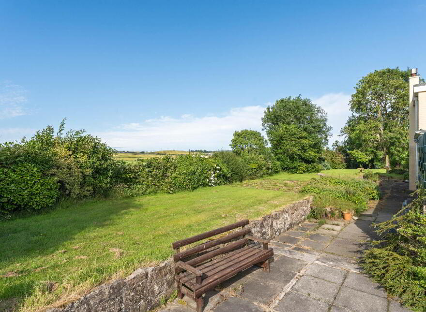 25 Hillhead Road, Ballyrussell, Dundonald, Belfast, BT16 1XD