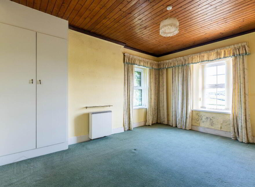25 Hillhead Road, Ballyrussell, Dundonald, Belfast, BT16 1XD