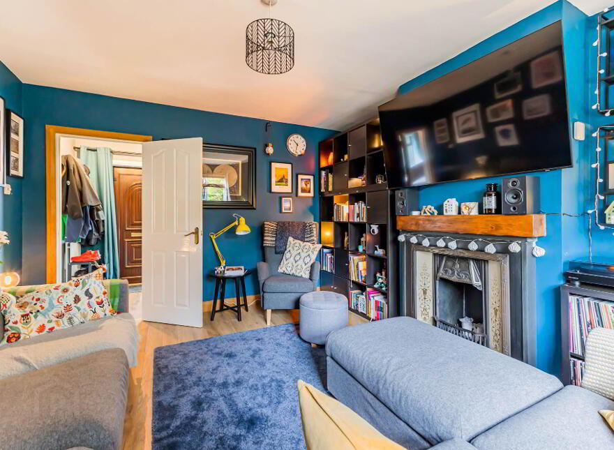 48 Hornbeam Road, Dunmurry, Lisburn, BT17 9DW
