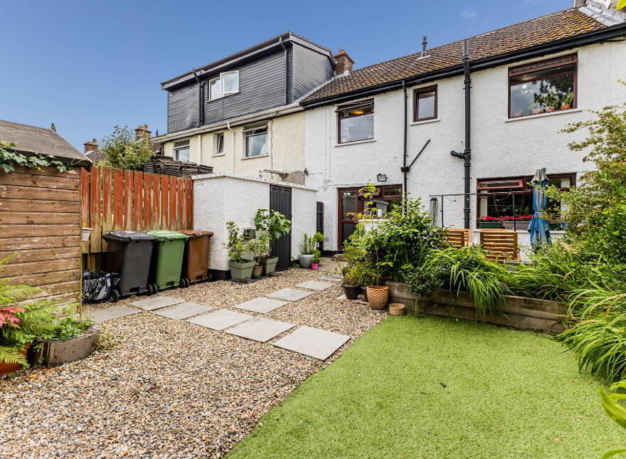 48 Hornbeam Road, Dunmurry, Lisburn, BT17 9DW