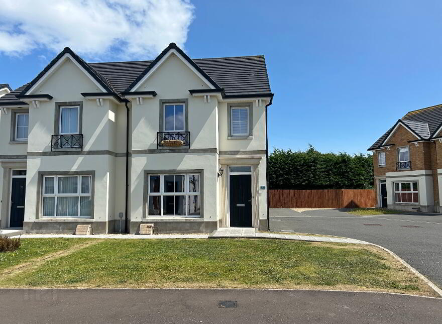 33 Boulevard Green, Newcastle, BT33 0FA