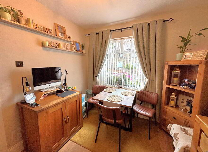 4 Silverstream Gardens, Belfast, BT14 8GS