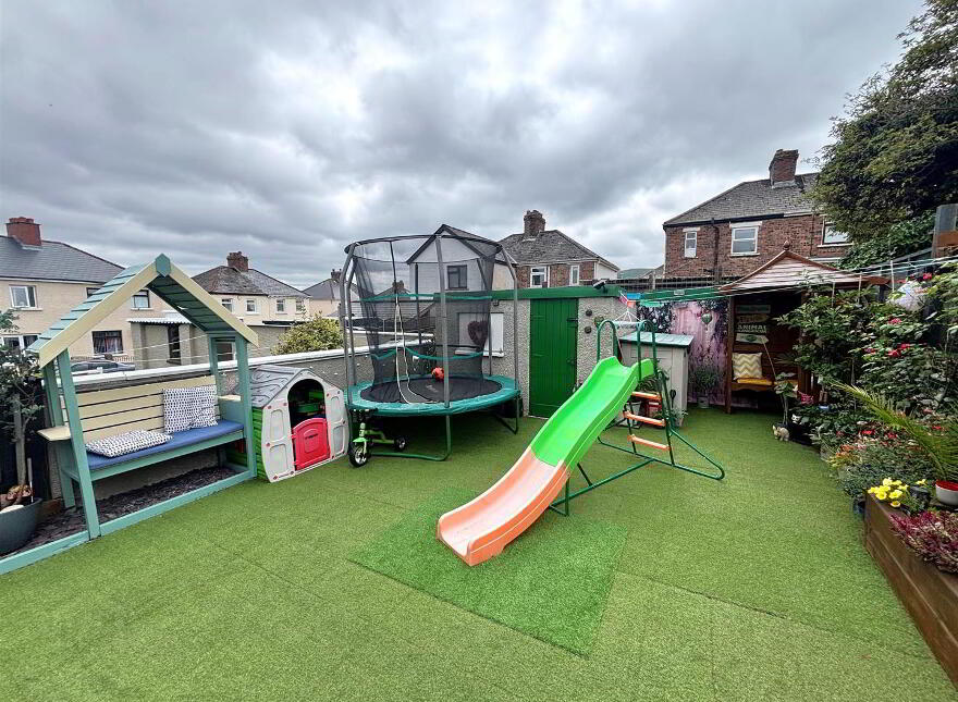 4 Silverstream Gardens, Belfast, BT14 8GS