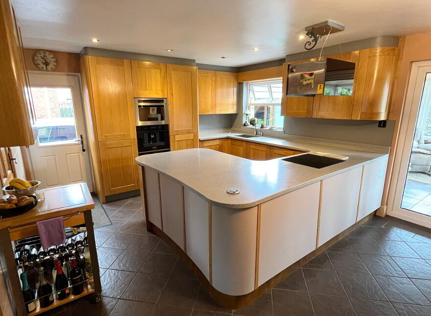 17 Knocknashane Meadows, Lurgan, BT66 7GA